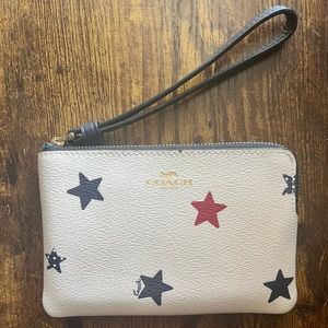NWT Coach Wristlet American Star